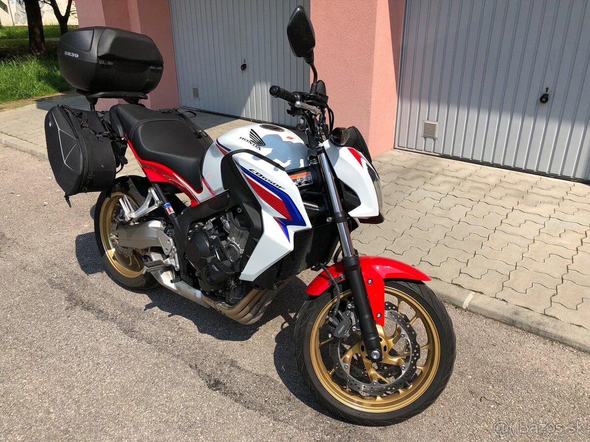 Honda CB 650 FA, ročník 4/2015 - 4