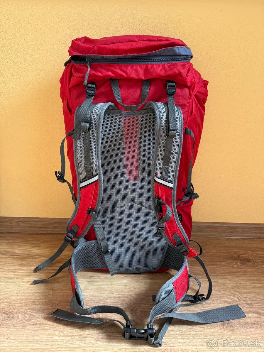 Turistický batoh 35 l - 4