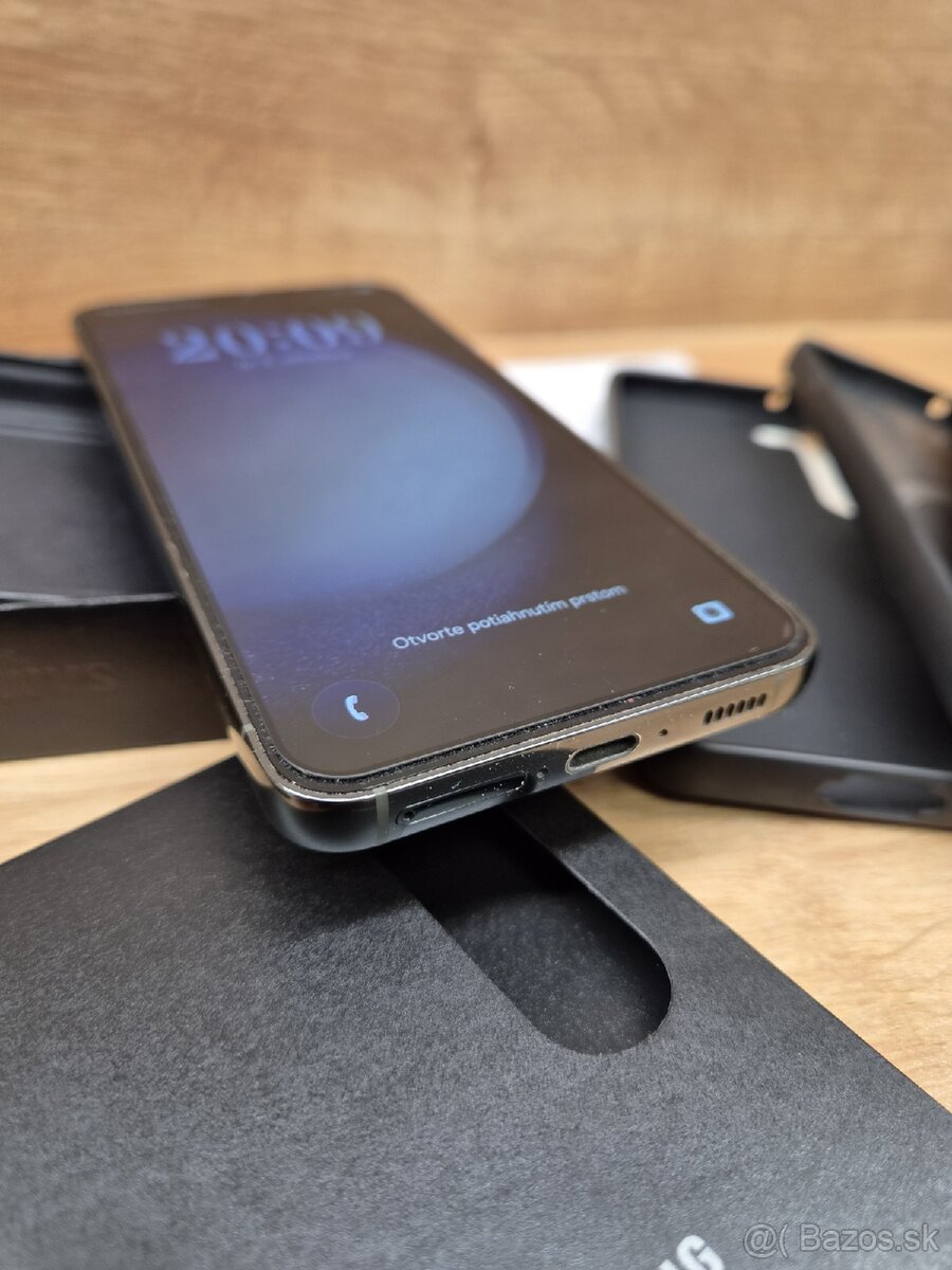 Samsung S23 - 4
