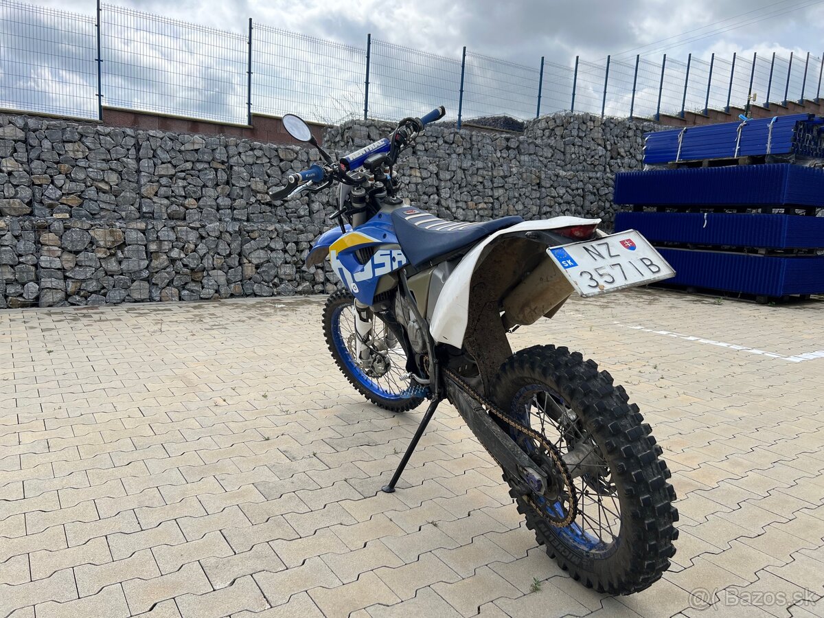 Husaberg 390 FE ročník 2009 - 4