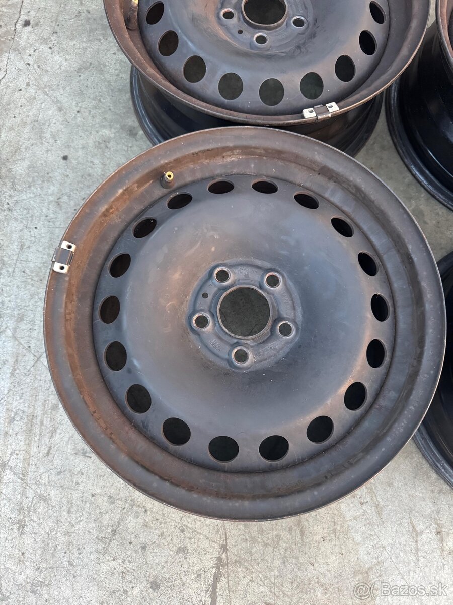 Plechové disky na Škoda Scala a Kamiq - 4