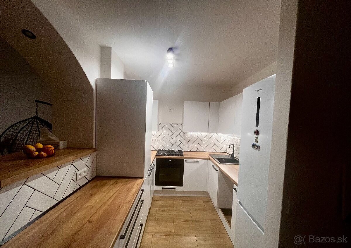 Zrekonštruovaný rodinný dom v Šarišských Sokolovciach - 4