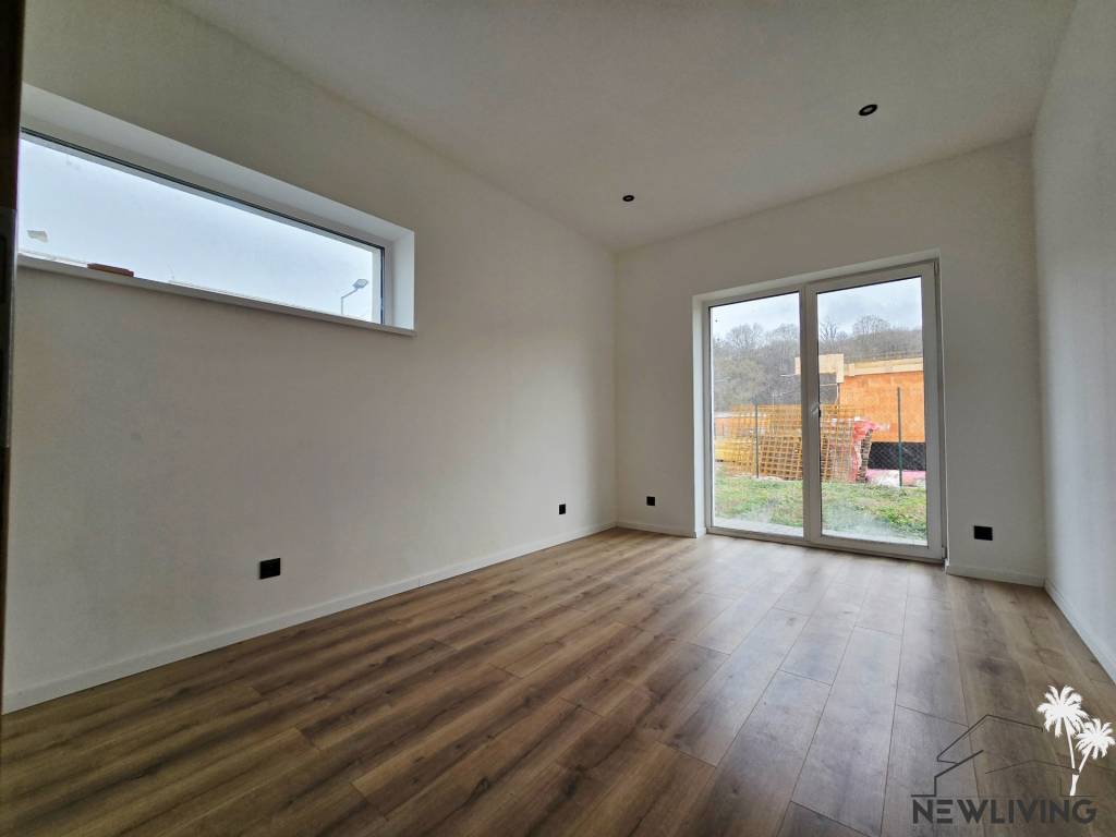 DOLINKY - Moravany nad Váhom 5 izbový bungalov - 4