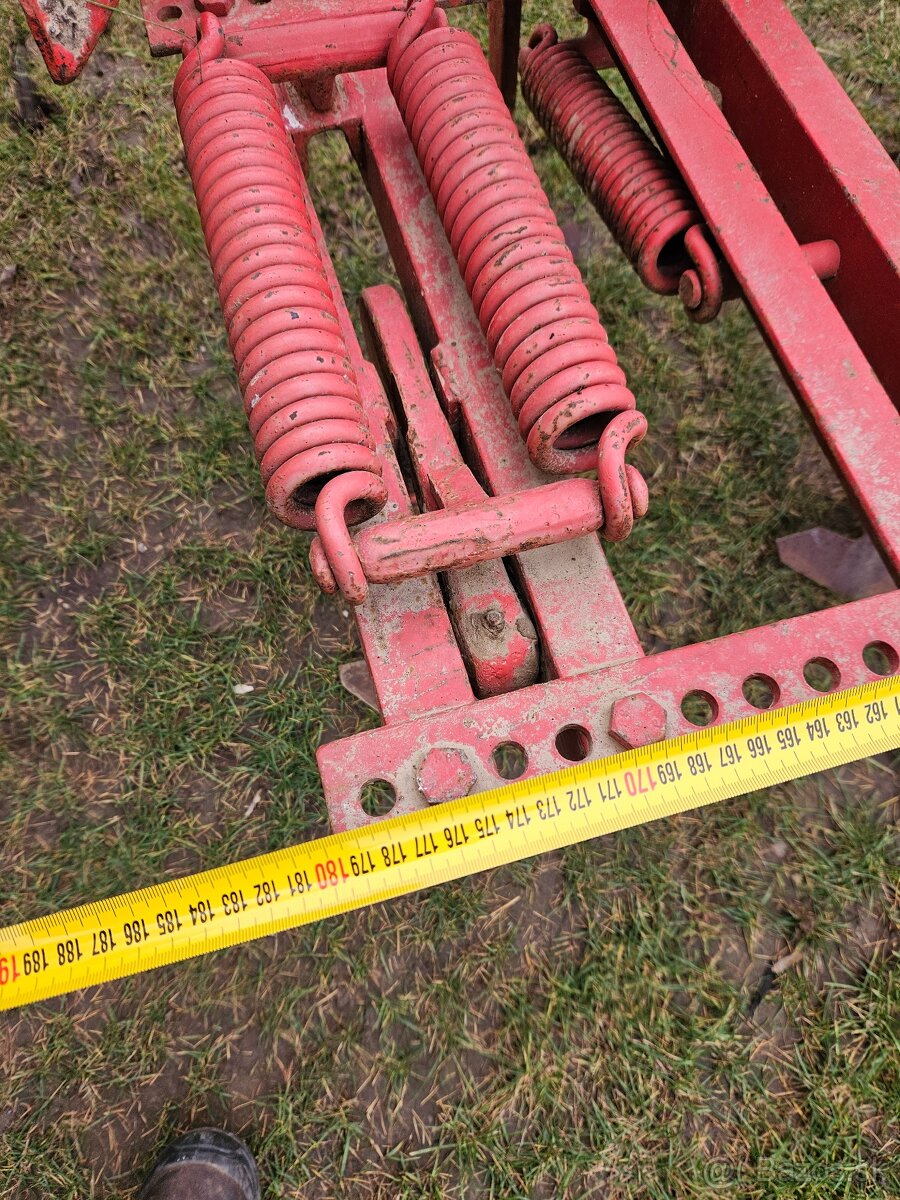 Radličkový podmietač - 4