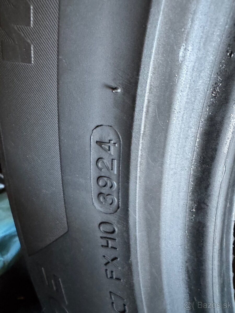 Zimné pneumatiky Hankook Winter icept evo2 SUV 285/45 R21 - 4