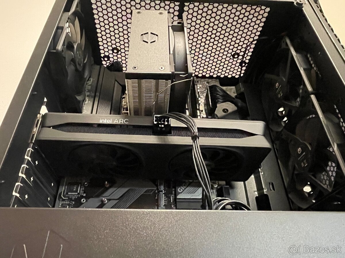 Herny PC plus monitor zdarma - 4