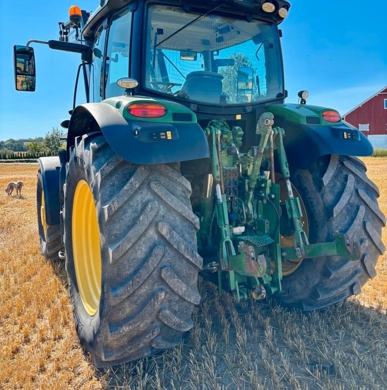 John Deere 6145R - 4