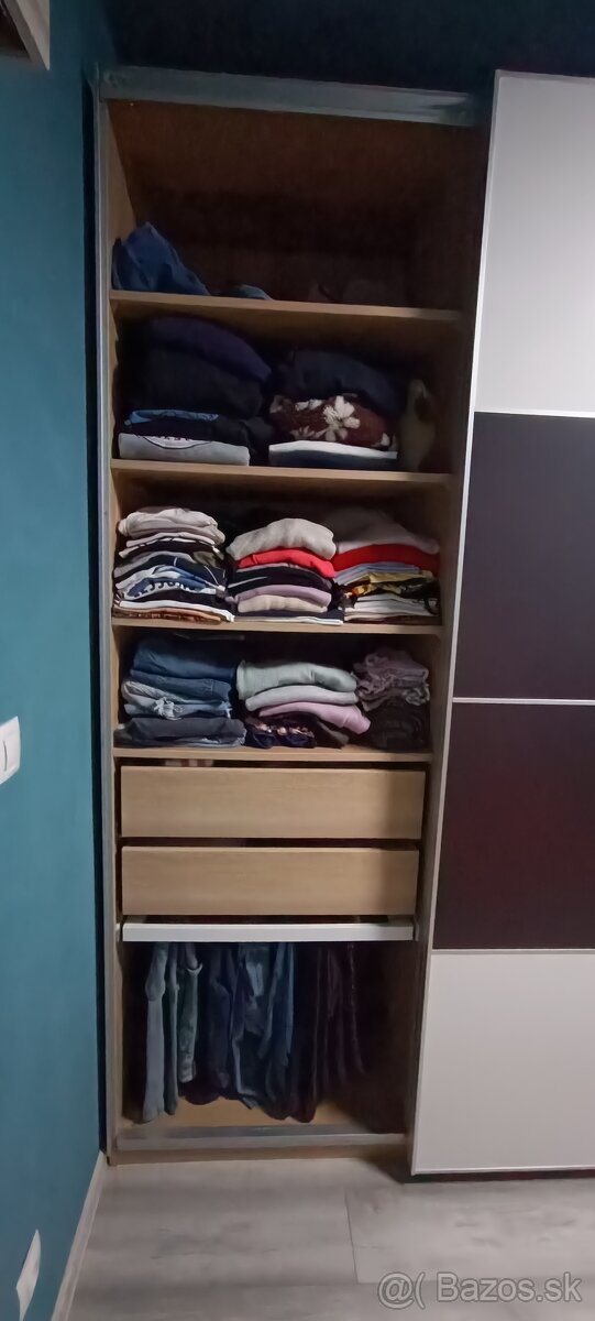 Skriňa s posuvnými dverami - 4