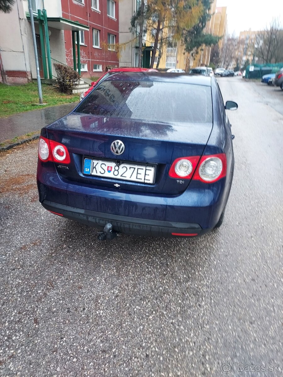 Predam Vw jetta 1,9 tdi 2007 - 4
