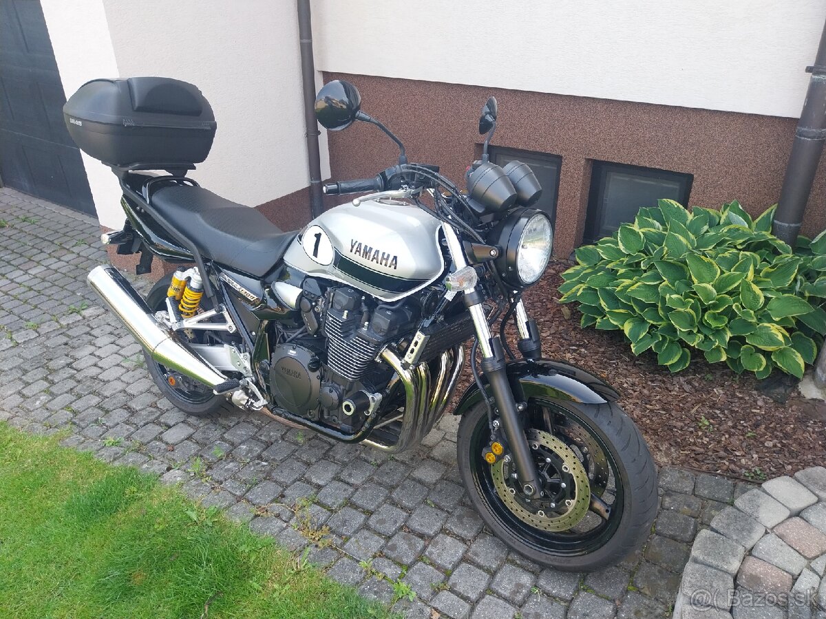 YAMAHA XJR 1300 11/2013 vstrekovanie - 4