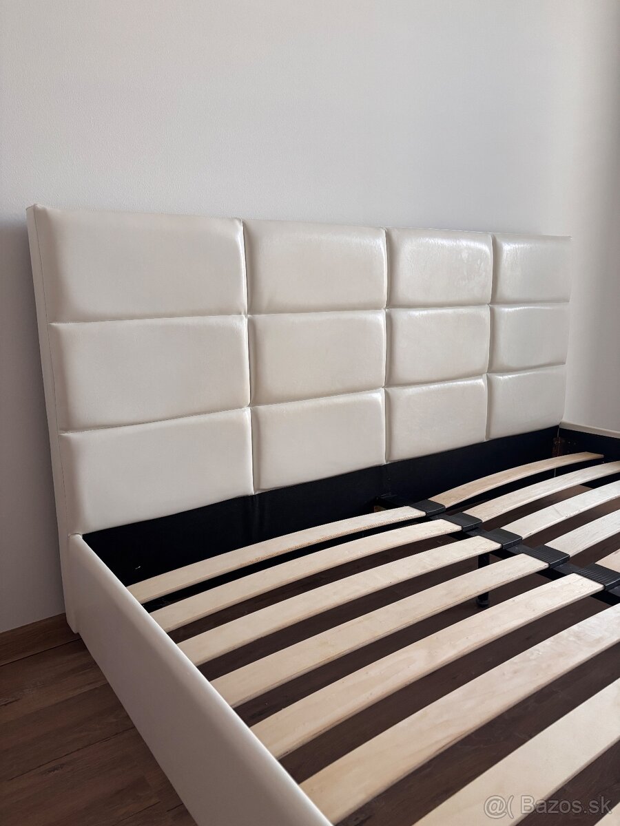 Manželská posteľ 160x200 - 4