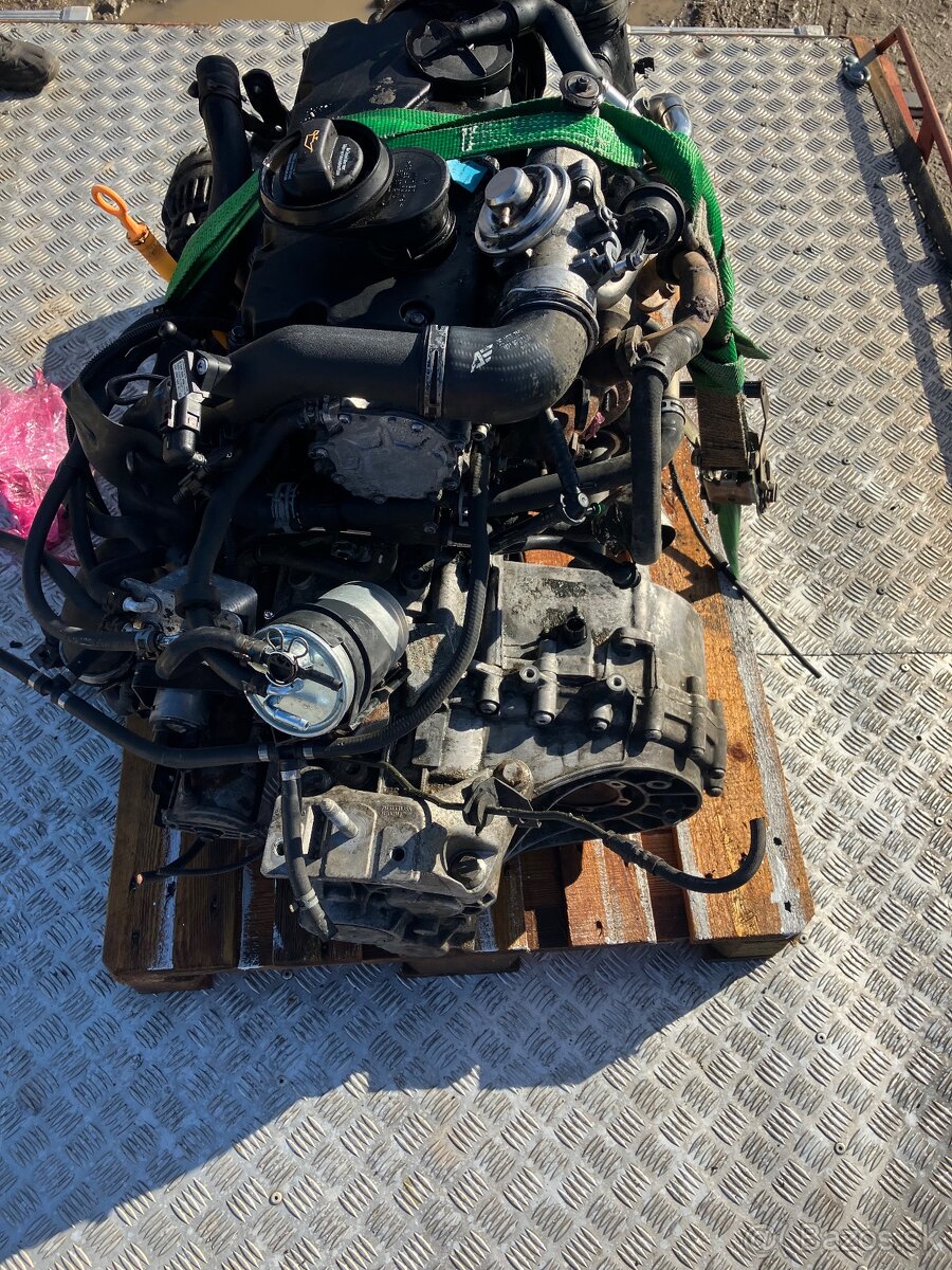 Motor vw sharan 1,9tdi 85/96kw kod ASX - 4