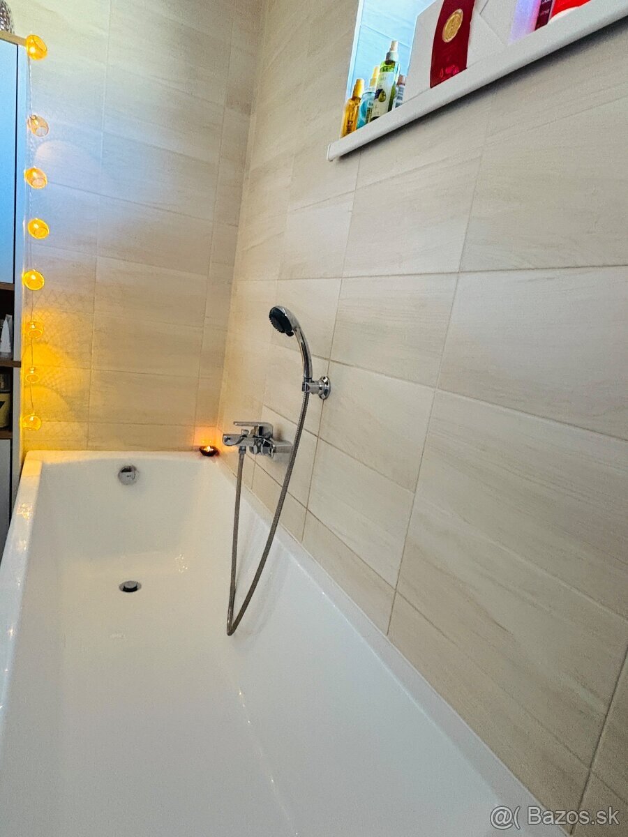 Na predaj moderný radový dom v Tomášikove - 4