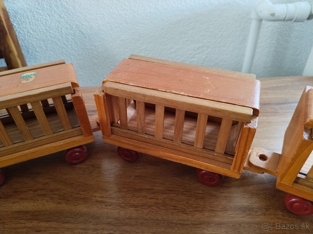 Vláček dřevěný zvěřinec - 4