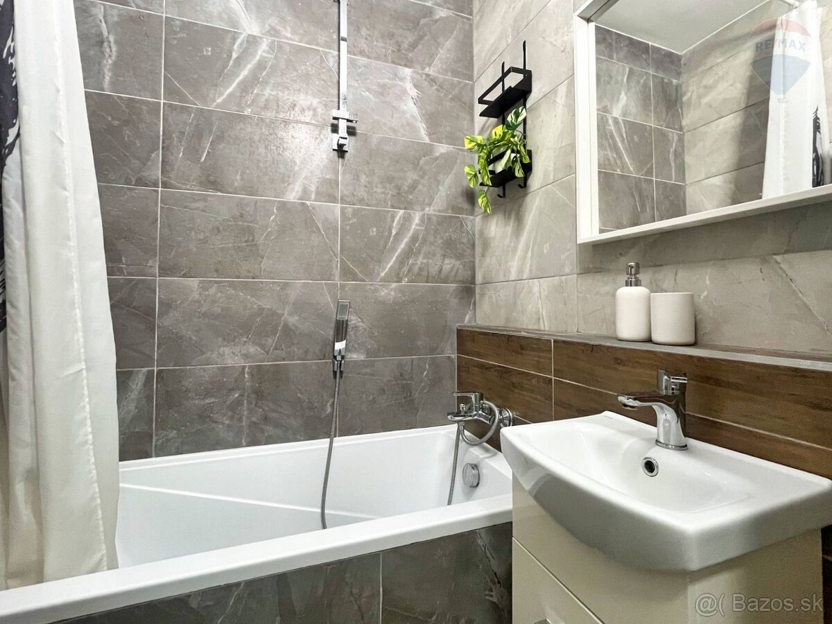 PREDAJ 2- izb. byt s balkónom centrum mesta REZERVOVANÉ - 4