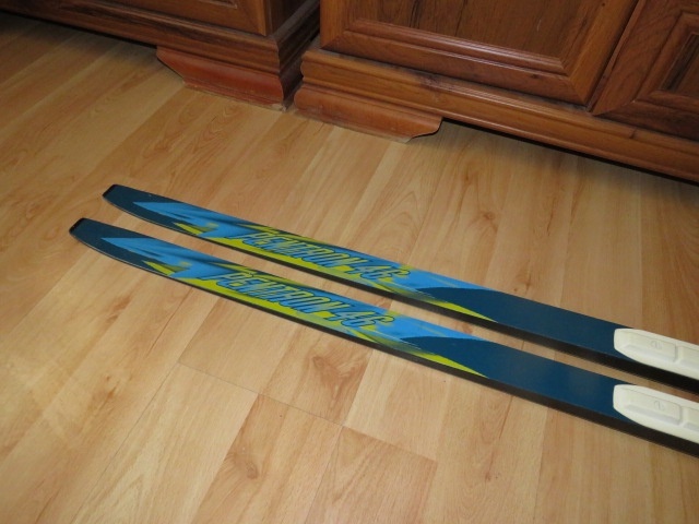 Predam bezky KNEISSL,205 cm,SNS,supiny - 4