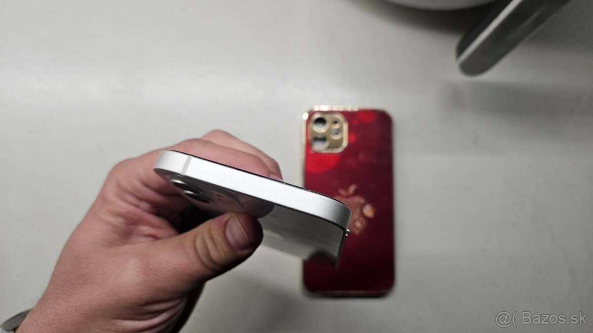 Apple iPhone 12 bledý 256GB - nová batéria - 4