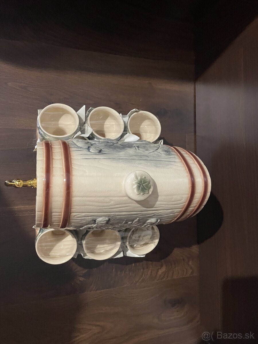 Predam keramicky sudok so 6 poharmi s polovnickou tematikou - 4