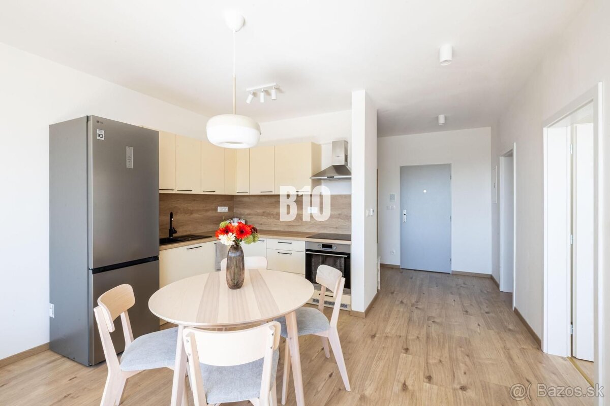 NA PRENÁJOM SLNEČNÝ 2-IZBOVÝ BYT V MILOSLAVOVE - ALŽBETIN DV - 4