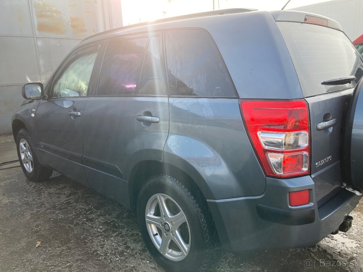 Suzuki Grand Vitara - 4