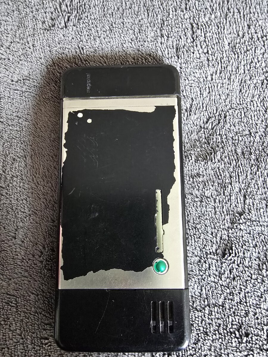 Sony Ericsson C902 - 4