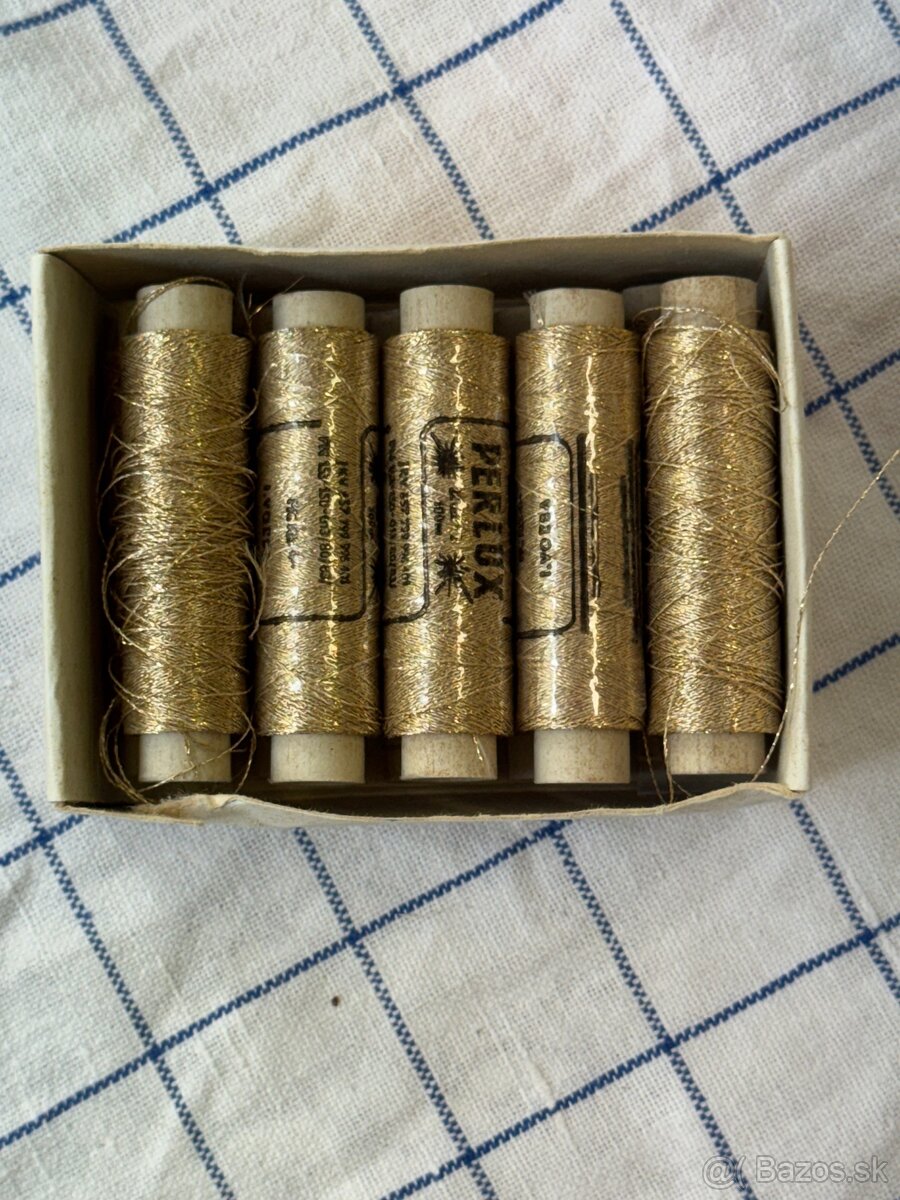 Ozdobné nite Perlux - 4