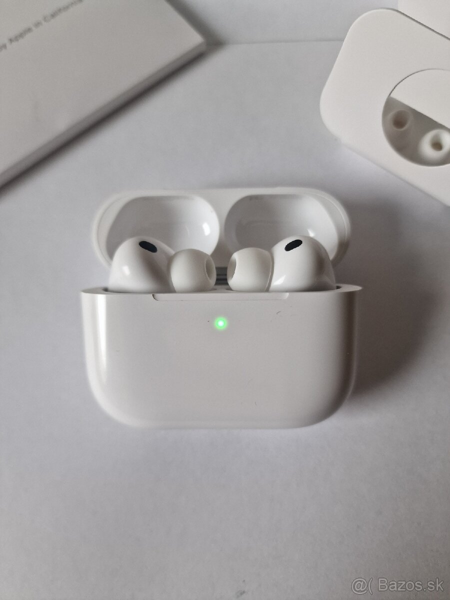 Apple airpods pro 3 - 4