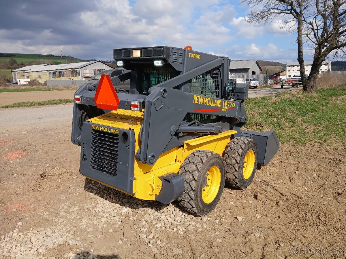 PREDAM SMYKOVY NAKLADAC NEW HOLAND LS170 - 4