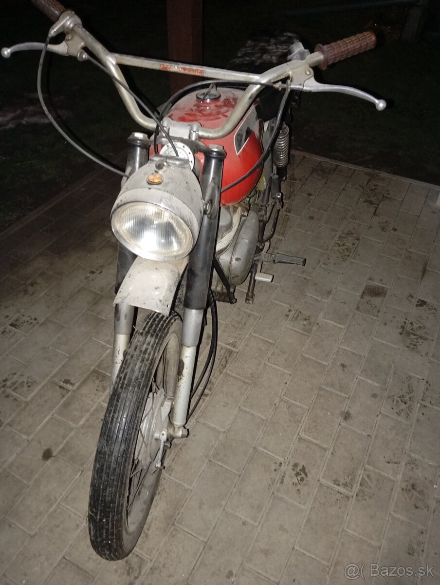 Moto Guzzi 125 - 4