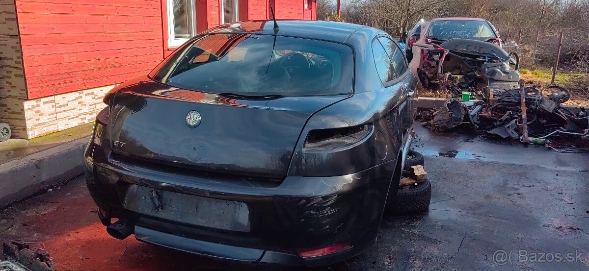 Alfa Romeo GT 2,0 benzin selespid ( AUTOMAT) - 4