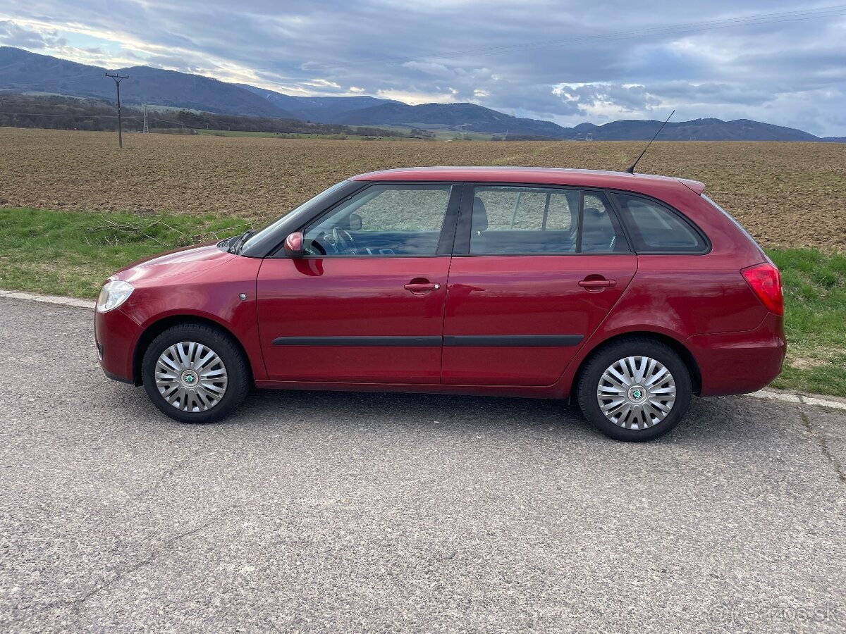 Skoda Fabia 2 - 4