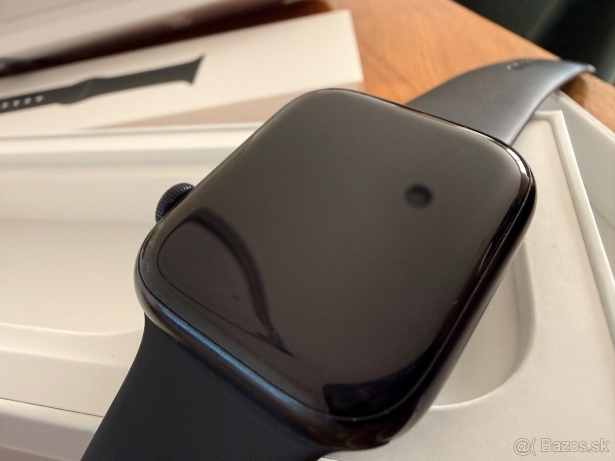 Apple Watch 7 Midnight - 4