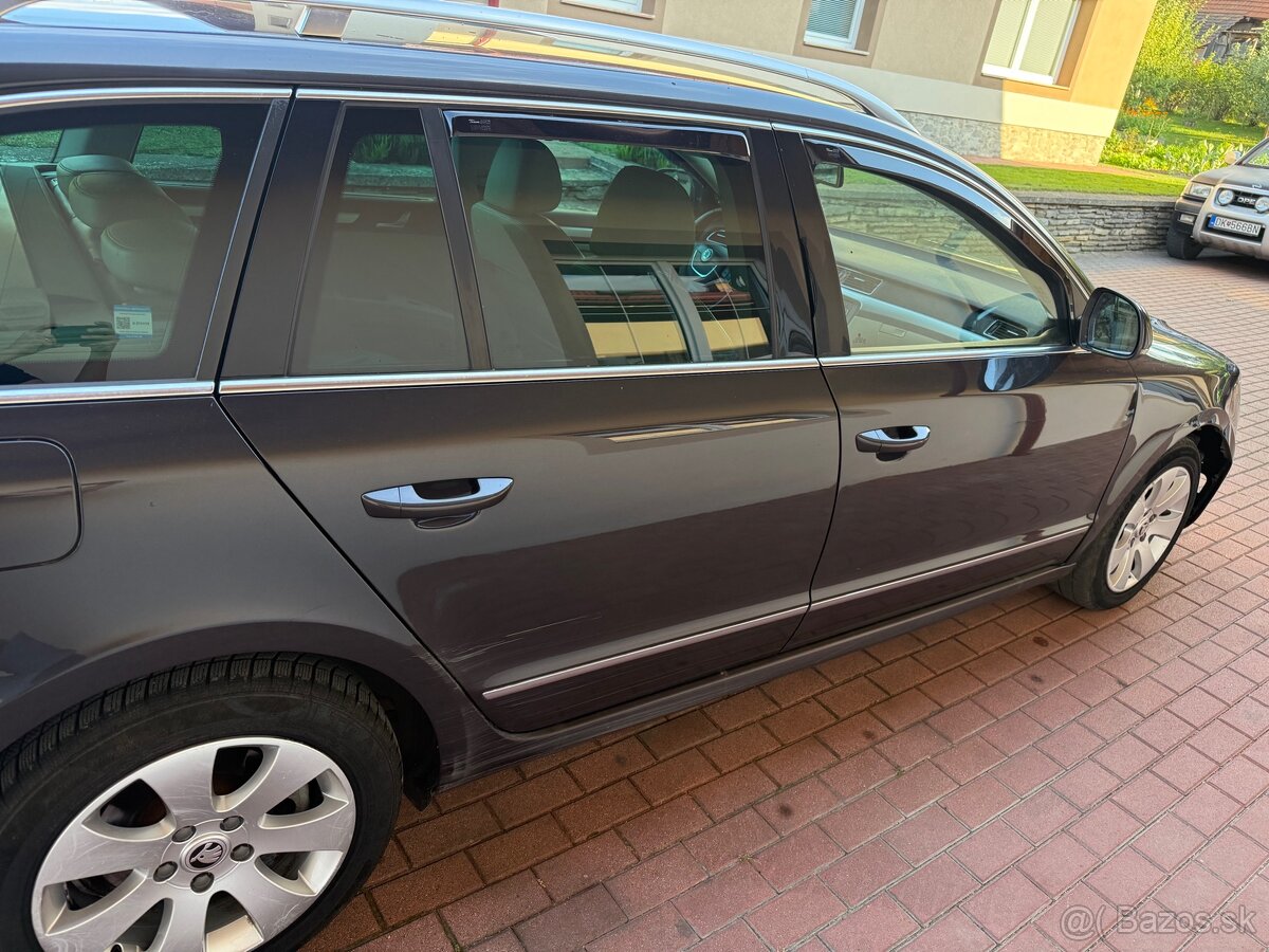 Skoda Superb combi 2.0 tdi 125kw - 4