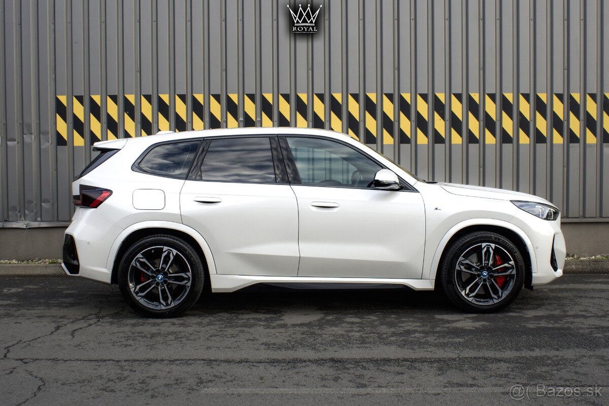BMW iX1 xDrive30 M-paket, záruka, Harman/kardon, PPF DPH - 4