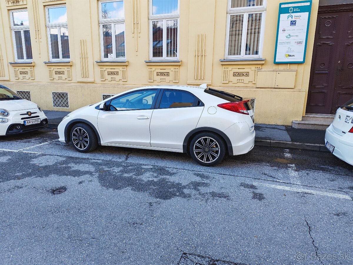 Civic 1.8 benzin - 4
