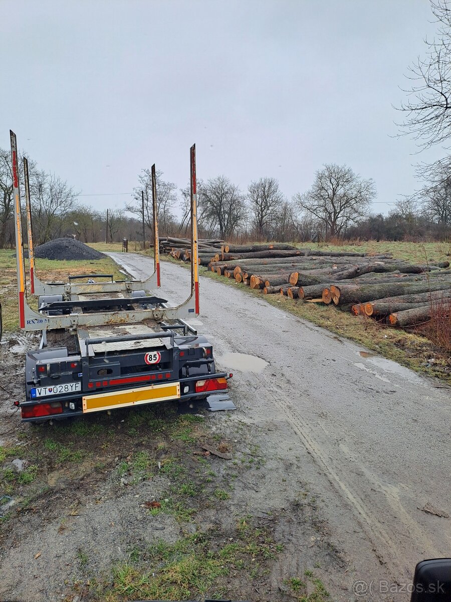 Príves na drevo, Lesovoz - 4