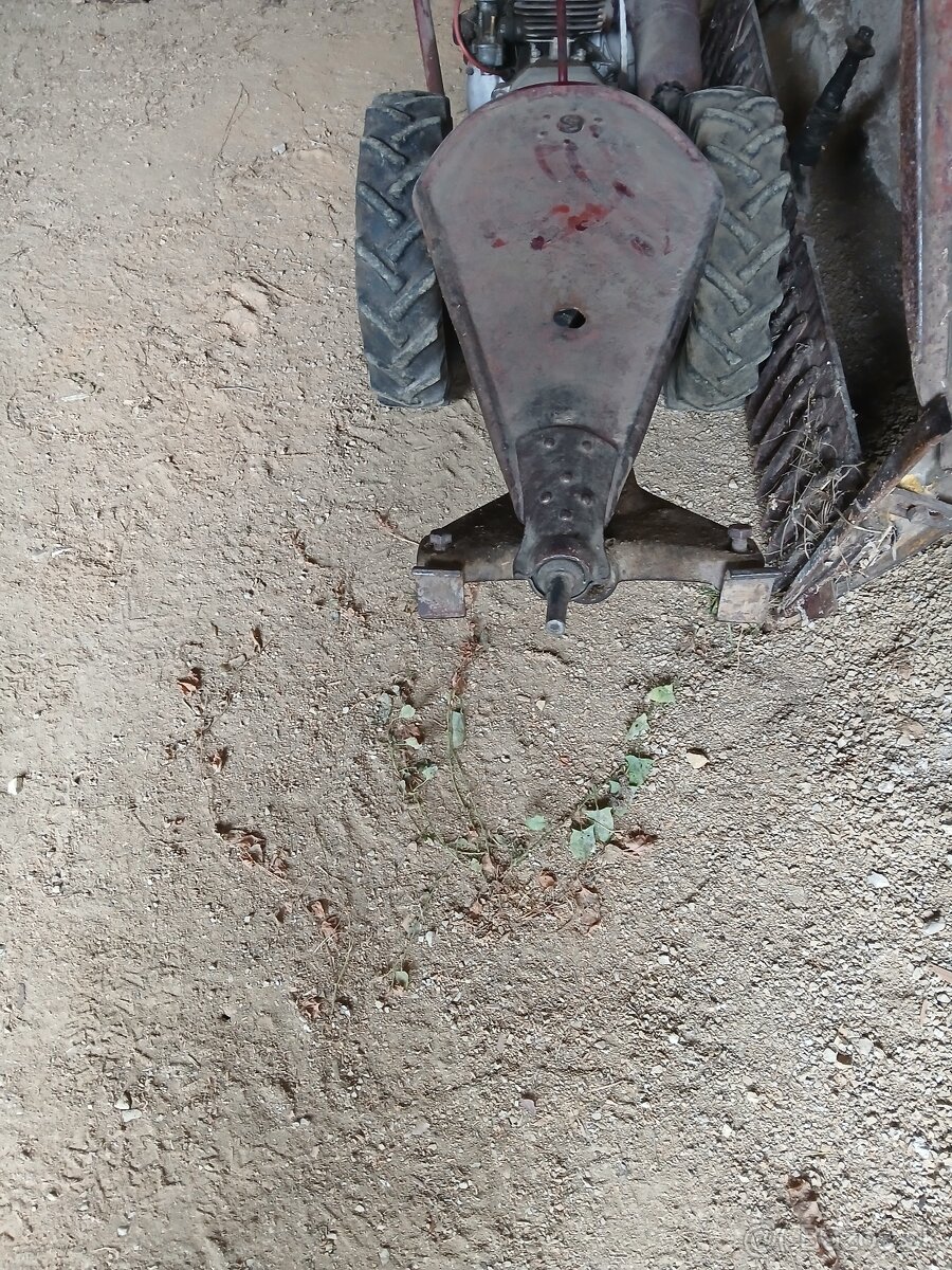 Predam kosacka rakusanku ROTAX - 4