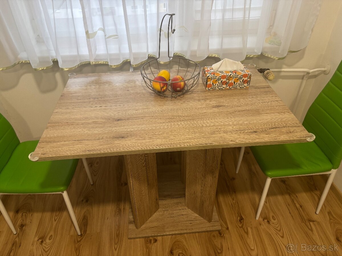 stolik so stolickami - 4