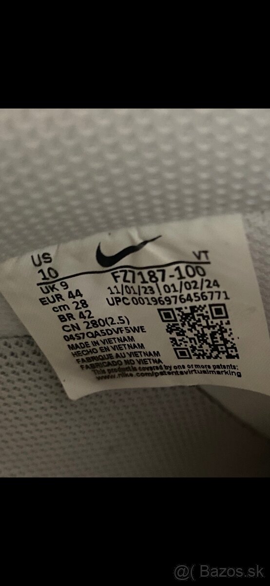 Nike Air Force 1 07 - 4