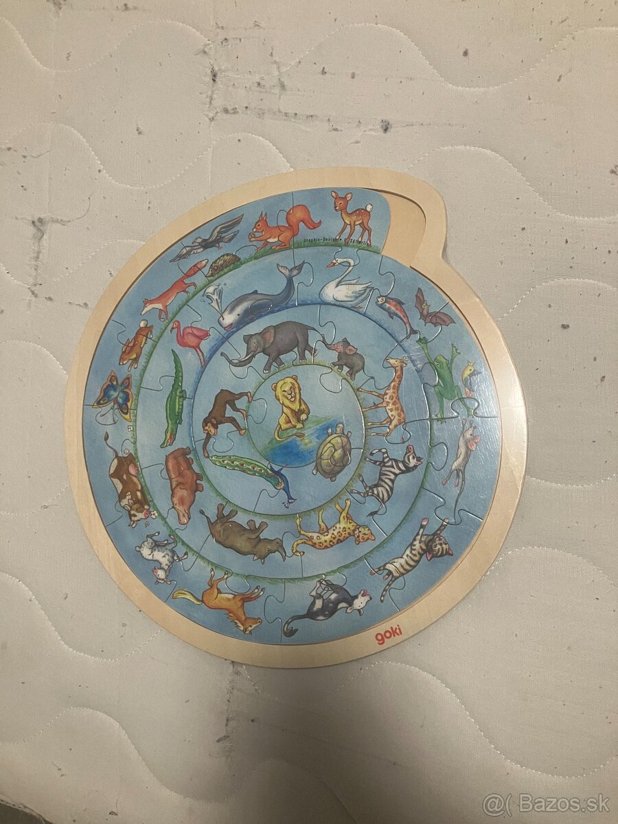 rôzne puzzle a hračky - 4