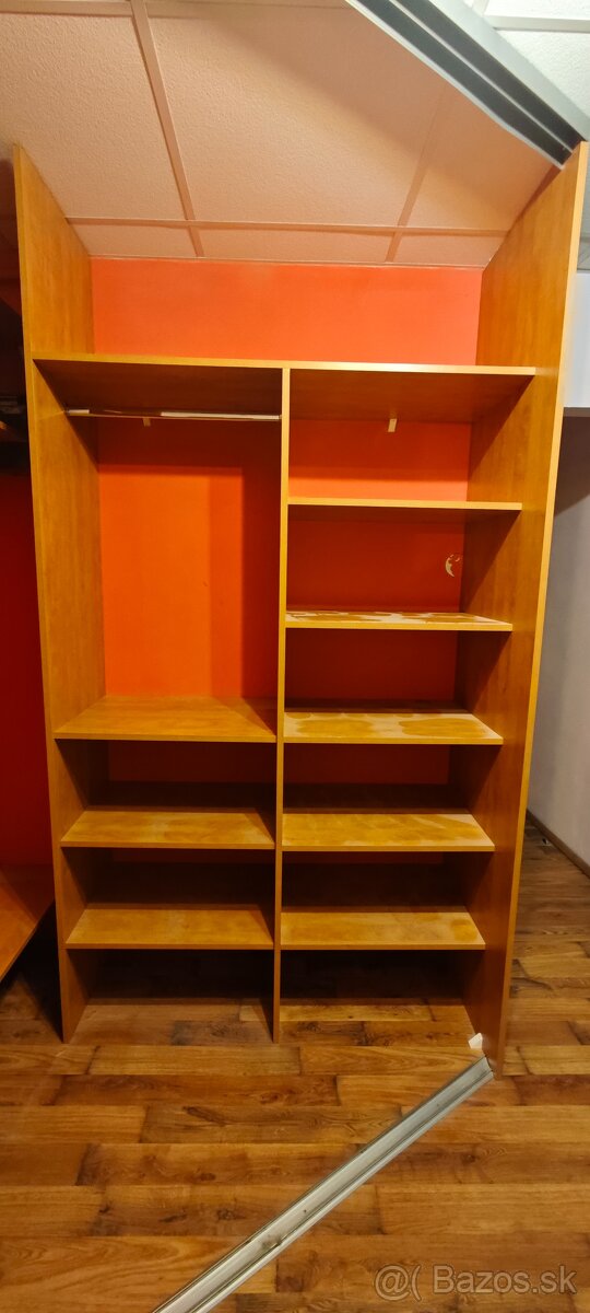 Vstavaná skriňa - 4