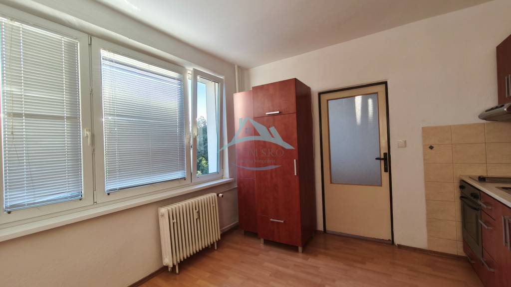 Na prenájom 1 izbový byt na ul. Venevská vo Veľkom Krtíši. - 4