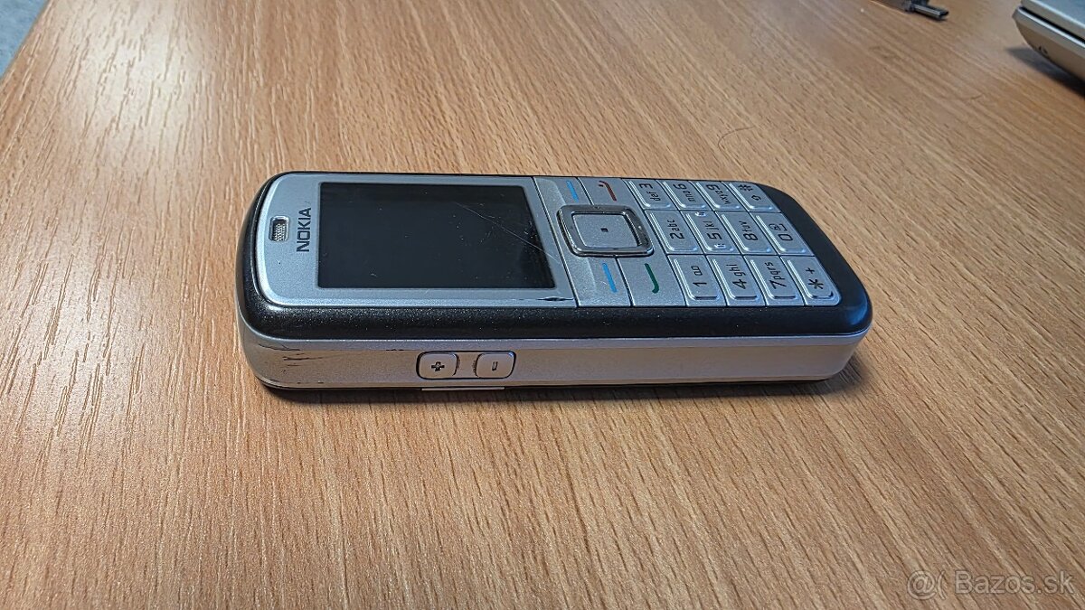 Predám NOKIA 6070 - 4