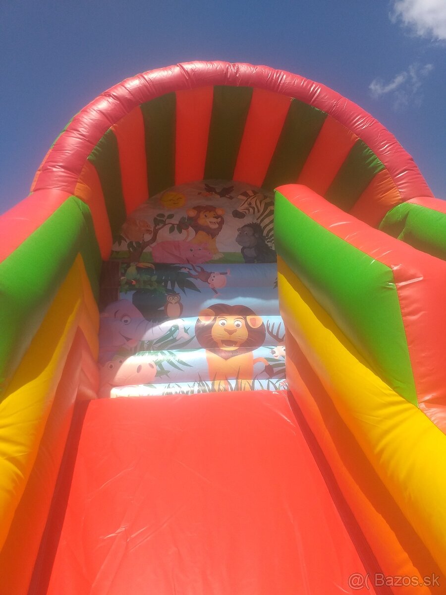 Predam nafukovaci /skakaci hrad - 4