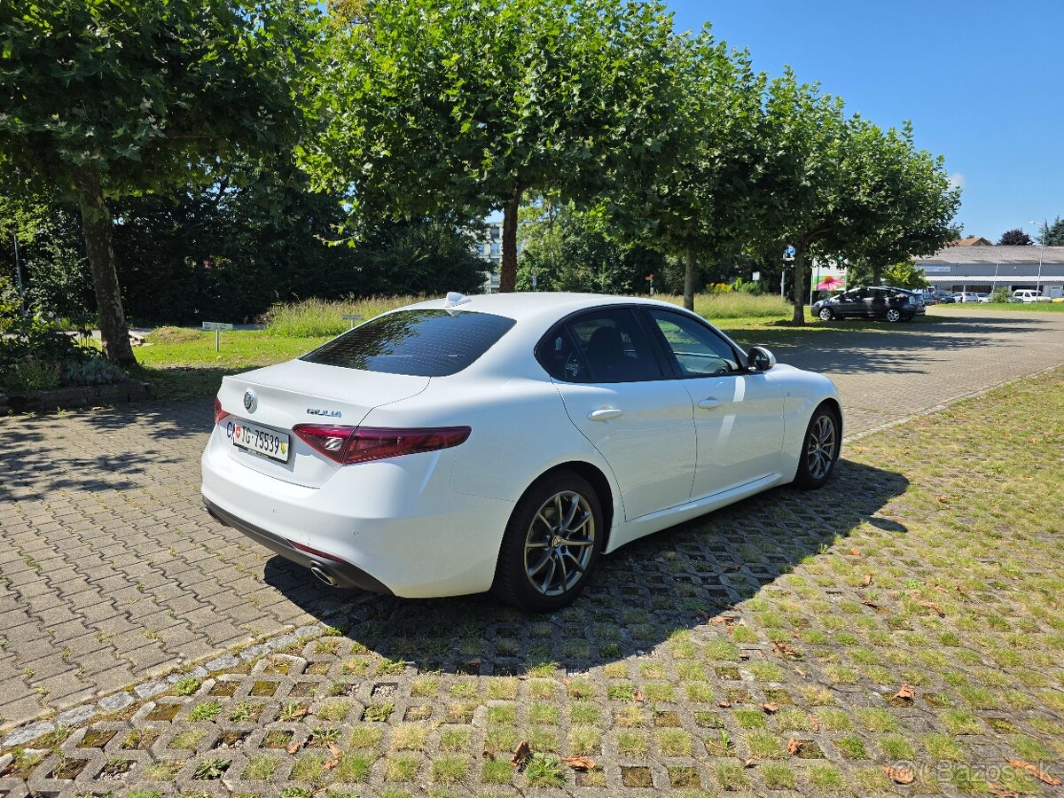 Alfa Romeo Giulia 2.2jtdm - 4