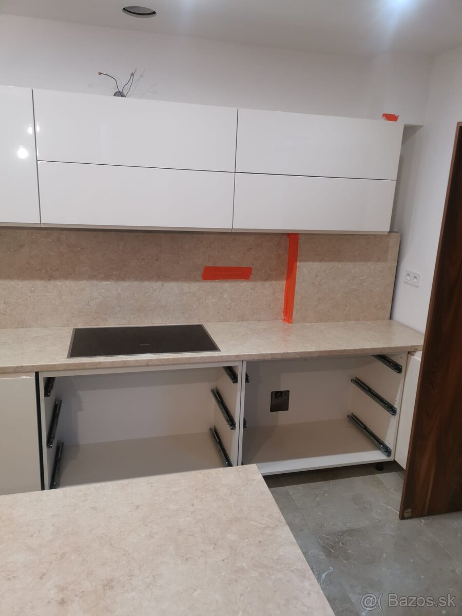 Moderná Kuchynská linka s ostrovčekom, TOP stav - 4
