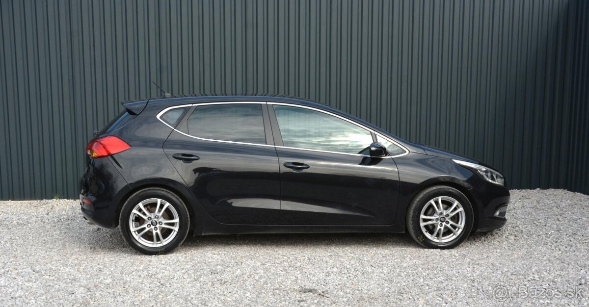 KIA Cee’d 1.6 CRDi, SR. voz - 4