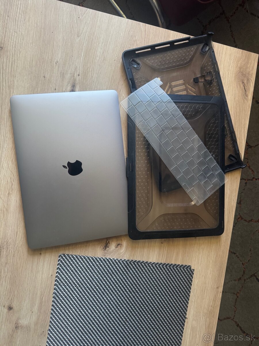 Apple MacBook Pro 13,3. i5,16 GB Ram,512SSD - 4