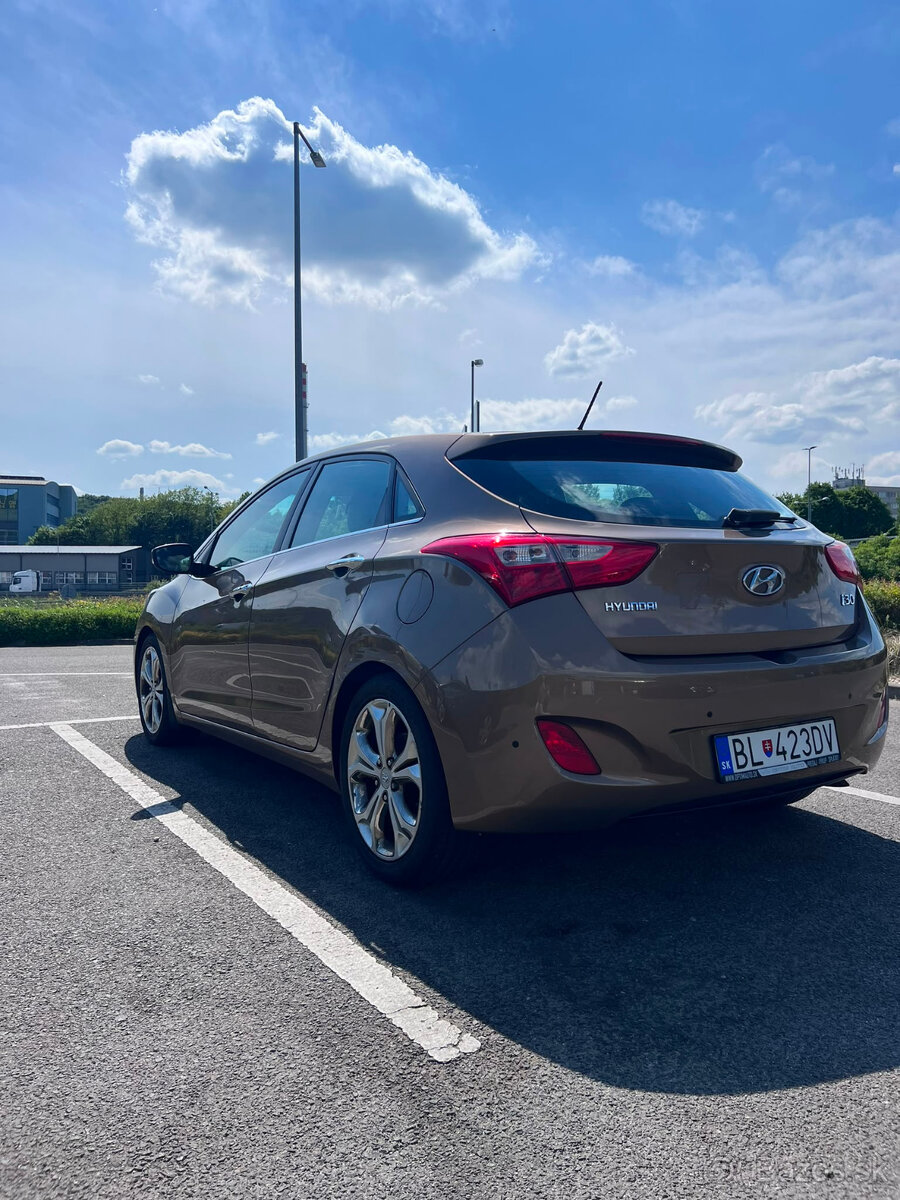 Hyiundai i 30 - 2012 - 4