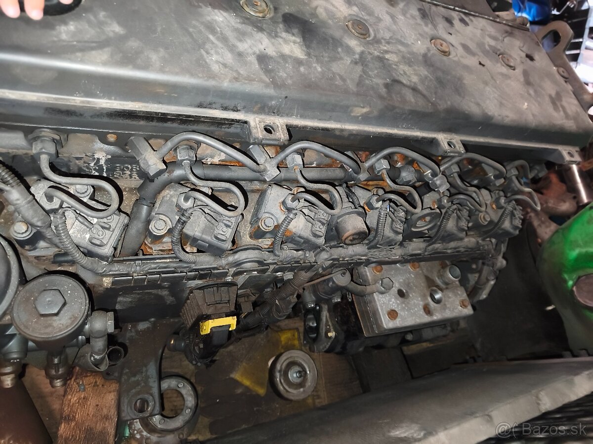 Motor atego - 4